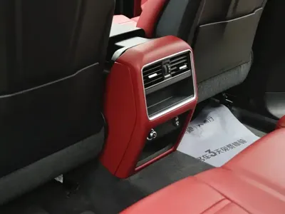 Porsche Cayenne Hybrid 2023, 11000 км, за 72070.26 USD - фото 20
