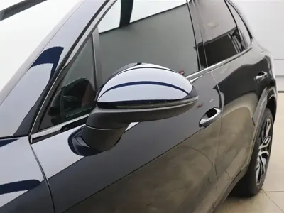 Porsche Cayenne Hybrid 2023, 11000 км, за 72070.26 USD - фото 26