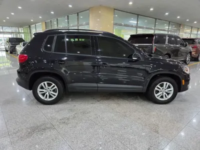 Volkswagen Tiguan 2015, 105909 км, за 4098.36 USD