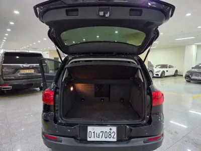 Volkswagen Tiguan 2015, 105909 км, за 4098.36 USD - фото 19