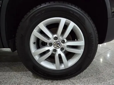 Volkswagen Tiguan 2015, 105909 км, за 4098.36 USD - фото 20