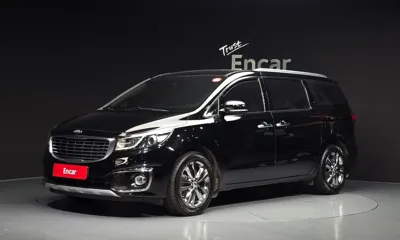 Kia Canival · 2017 год
