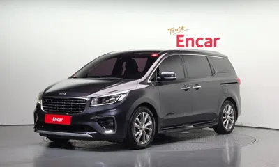 Kia Canival · 2019 год