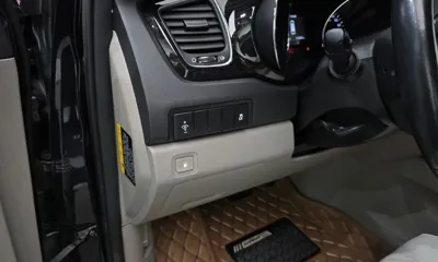 Kia Canival 2019, 119823 км, за 9902.29 USD - фото 29