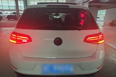 Volkswagen Golf 2019, 78300 км, за 10079 USD