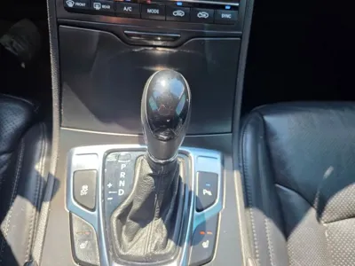 Hyundai Grandeur 2015, 77022 км, за 5537.46 USD - фото 9