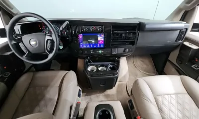 Chevrolet Express Van 2024, 1875 км, за 66158.89 USD - фото 7