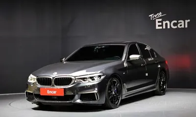 BMW 5-Series · 2018 год