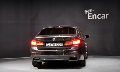BMW 5-Series 2018, 76053 км, за 23730.85 USD
