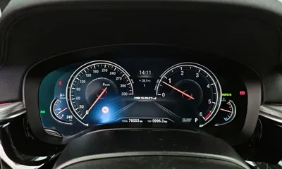 BMW 5-Series 2018, 76053 км, за 23730.85 USD - фото 8
