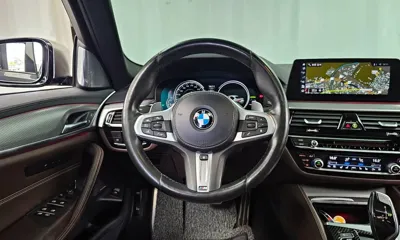 BMW 5-Series 2018, 76053 км, за 23730.85 USD - фото 13