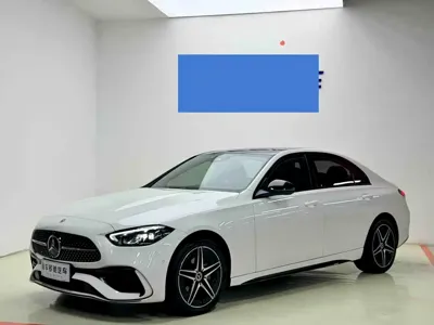 Mercedes-Benz C-Class 2024, 20000 км, за 26442.6 USD