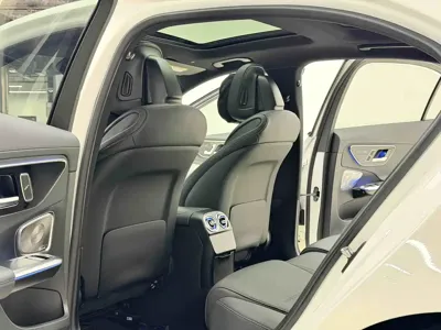 Mercedes-Benz C-Class 2024, 20000 км, за 26442.6 USD - фото 6