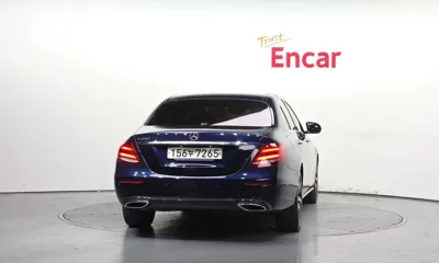 Mercedes-Benz E-Class 2020, 68277 км, за 15536.63 USD