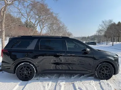 Kia Canival 2025, 23000 км, за 20238.32 USD