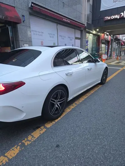 Mercedes-Benz E-Class 2026, 4300 км, за 46804.9 USD