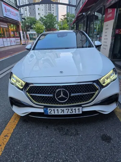 Mercedes-Benz E-Class 2026, 4300 км, за 46804.9 USD