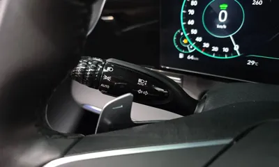 Hyundai Grandeur 2023, 90429 км, за 15547.76 USD - фото 28