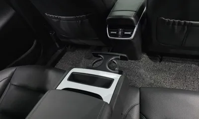 Hyundai Grandeur 2023, 90429 км, за 15547.76 USD - фото 30