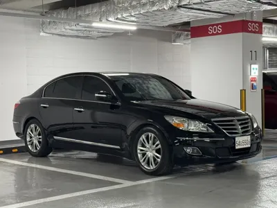 Hyundai Genesis 2010, 204500 км, за 4225.44 USD