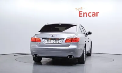 Hyundai Genesis 2009, 146328 км, за 1983.08 USD