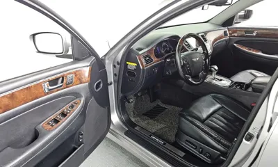 Hyundai Genesis 2009, 146328 км, за 1983.08 USD - фото 10
