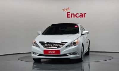 Hyundai Sonata 2012, 167896 км, за 2290.93 USD