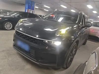 Lynk & Co 01 · 2021 год