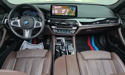 BMW 5-Series 2023, 27998 км, за 35348.53 USD - фото 7