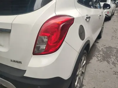 Buick Encore 2015, 83699 км, за 3266.56 USD - фото 8
