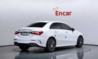 Mercedes-Benz A-Class 2021, 33463 км, за 15621.53 USD