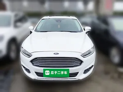 Ford Mondeo 2014, 164300 км, за 3110.18 USD