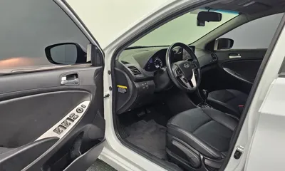 Hyundai Accent 2018, 43318 км, за 6180.07 USD - фото 10