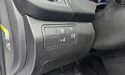 Hyundai Accent 2018, 43318 км, за 6180.07 USD - фото 16