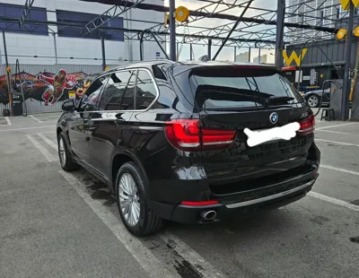 BMW X5 2016, 168900 км, за 14260.59 USD