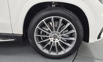 Mercedes-Benz GLE-Class 2025, 5554 км, за 67416.49 USD