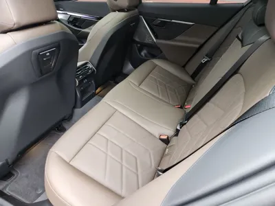 BMW 5-Series 2026, 2900 км, за 22622.37 USD - фото 9