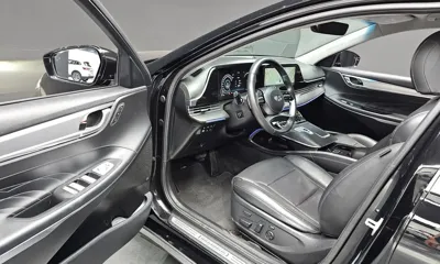 Hyundai Grandeur 2022, 74649 км, за 13355.06 USD - фото 12