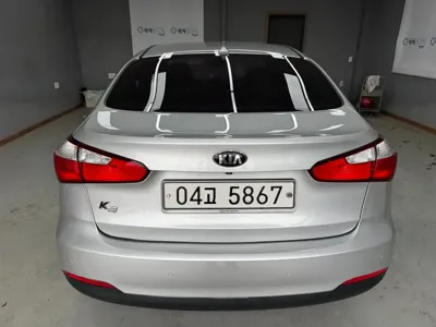 Kia K3 2015, 128361 км, за 3255.84 USD