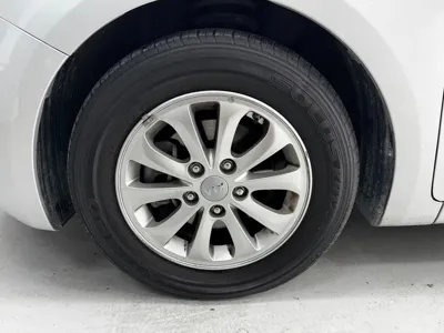 Kia K3 2015, 128361 км, за 3255.84 USD