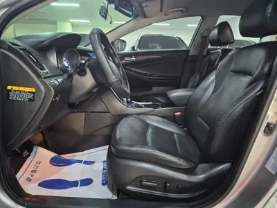 Hyundai Sonata 2012, 75693 км, за 2428.78 USD - фото 13