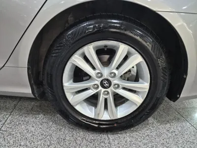 Hyundai Sonata 2012, 75693 км, за 2428.78 USD - фото 20