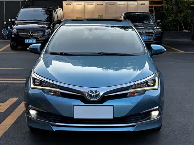 Toyota Corolla · 2015 год