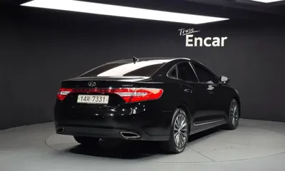 Hyundai Grandeur 2014, 174295 км, за 2511.9 USD