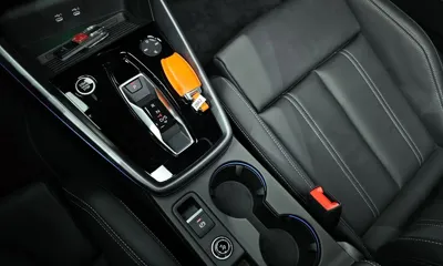 Audi A3 2025, 5093 км, за 20874.36 USD - фото 9