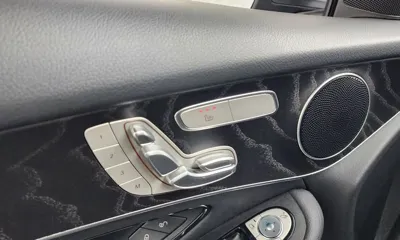 Mercedes-Benz GLC-Class 2019, 111788 км, за 16738.87 USD - фото 34