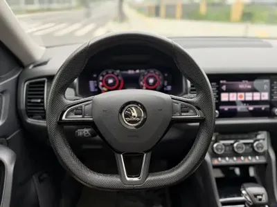 Skoda Kodiaq 2018, 83500 км, за 9211.12 USD