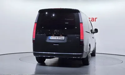 Hyundai Staria 2023, 128555 км, за 19233.29 USD