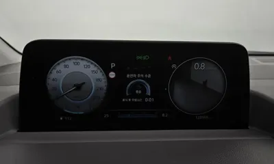 Hyundai Staria 2023, 128555 км, за 19233.29 USD - фото 8