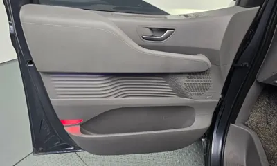 Hyundai Staria 2023, 128555 км, за 19233.29 USD - фото 24